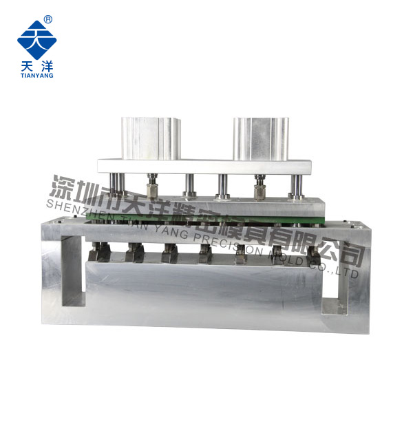 12個X5.5mm氣動打孔機 